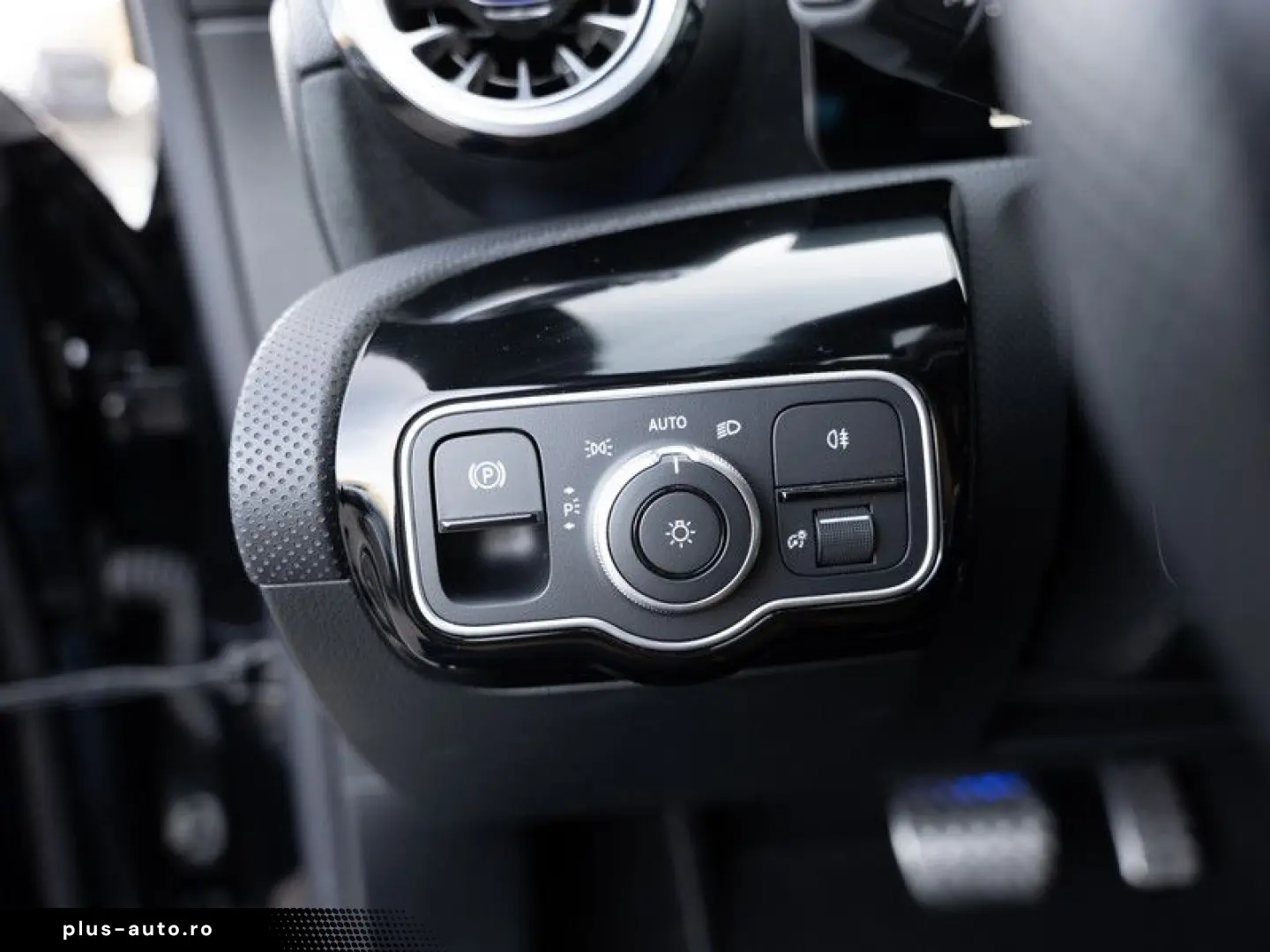 MERCEDES-BENZ CLA 200 Coupé AMG-Sport LED Cam Pano N&hellip;