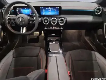 MERCEDES-BENZ CLA 200 AMG  Night Pano KEYLESS Lenkra&hellip;