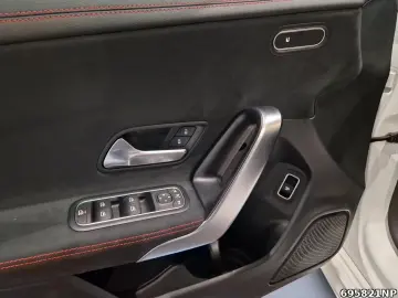 MERCEDES-BENZ CLA 200 AMG  Night Pano KEYLESS Lenkra&hellip;