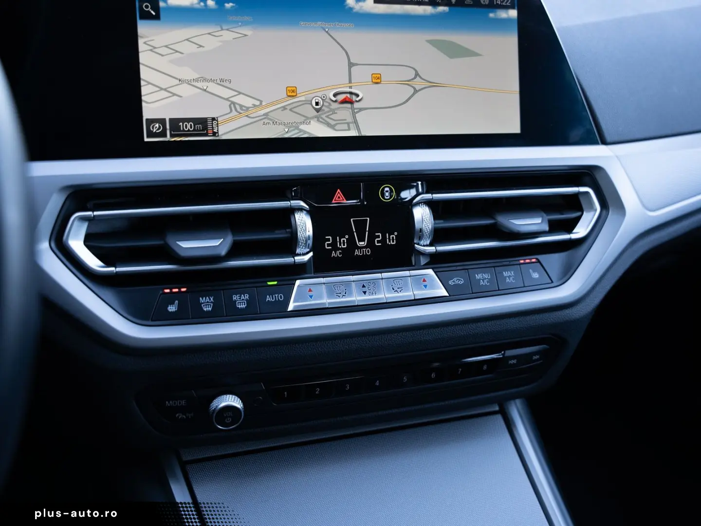 BMW 318d Limousine. Navi groß