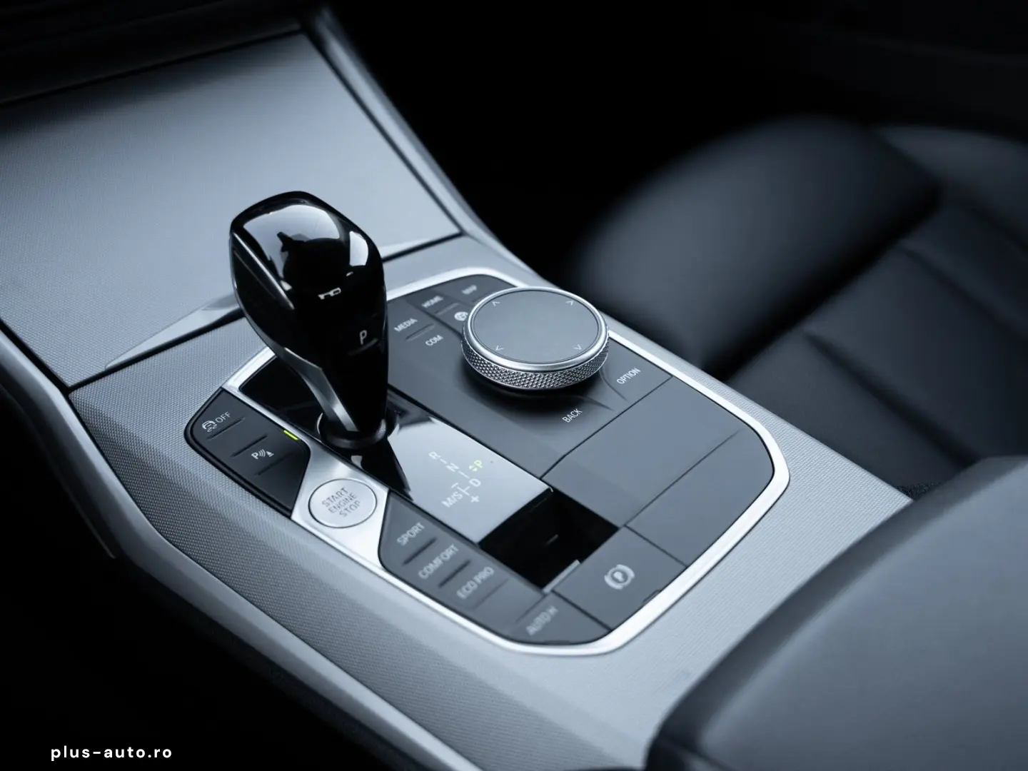 BMW 318d Limousine. Navi groß