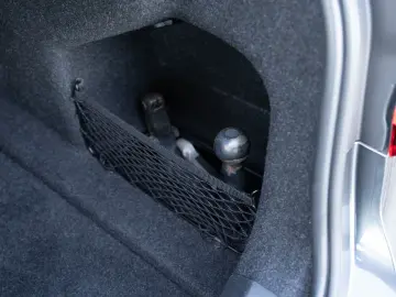 BMW 318d Limousine. Navi groß