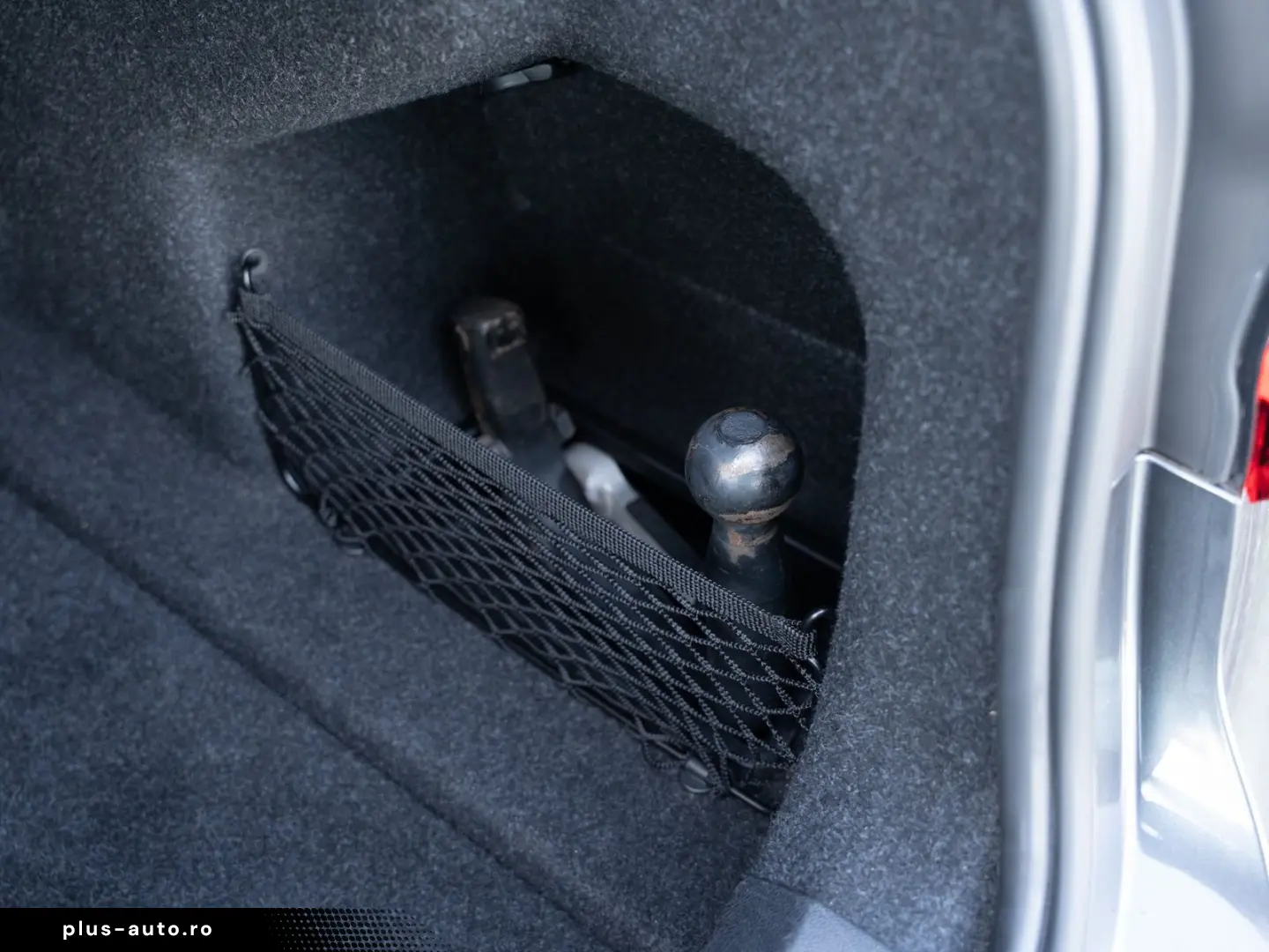 BMW 318d Limousine. Navi groß