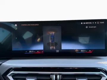 BMW 318d Anhängerkupplung Navigation LED-SW Sitzhzg