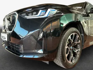 BMW X3 20d xDrive  AHK LED Navi H K