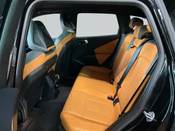 BMW X3 20d xDrive  AHK LED Navi H K