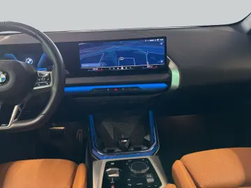 BMW X3 20d xDrive  AHK LED Navi H K