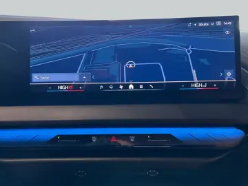 BMW X3 20d xDrive  AHK LED Navi H K