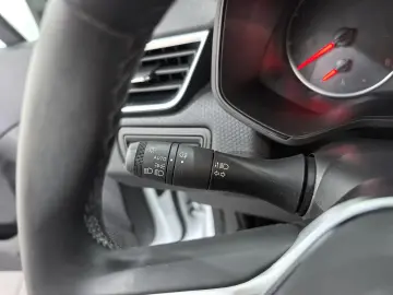 Renault Clio V TCe 90 Evolution