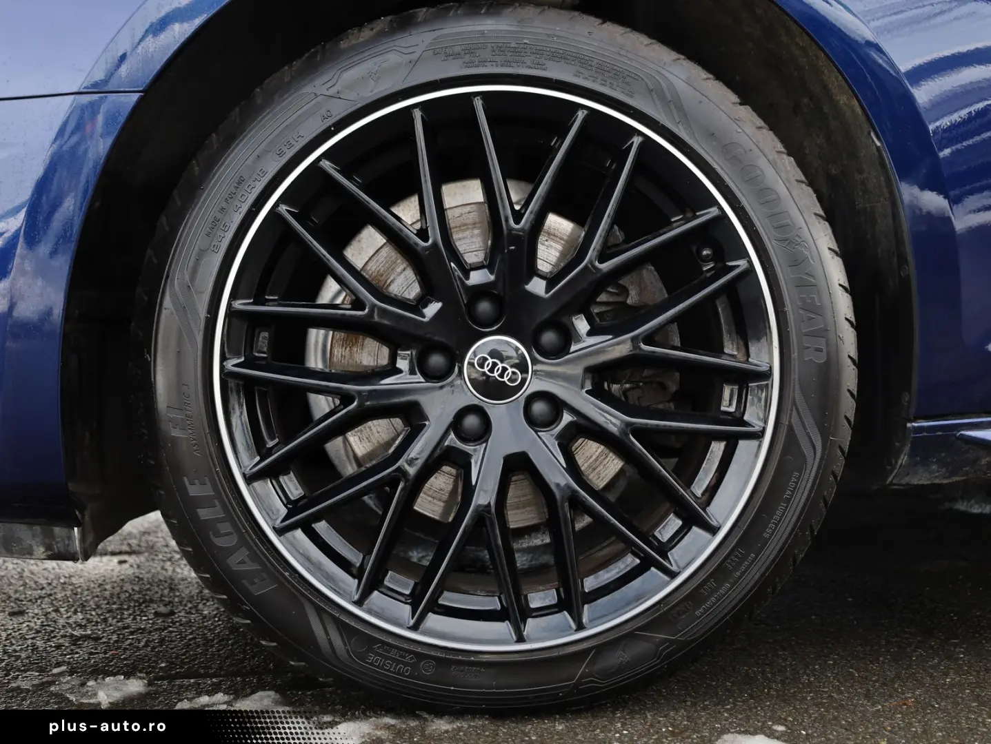 AUDI A4 35 TFSI AHK Digital Cockpit AppleCar 18 Alu