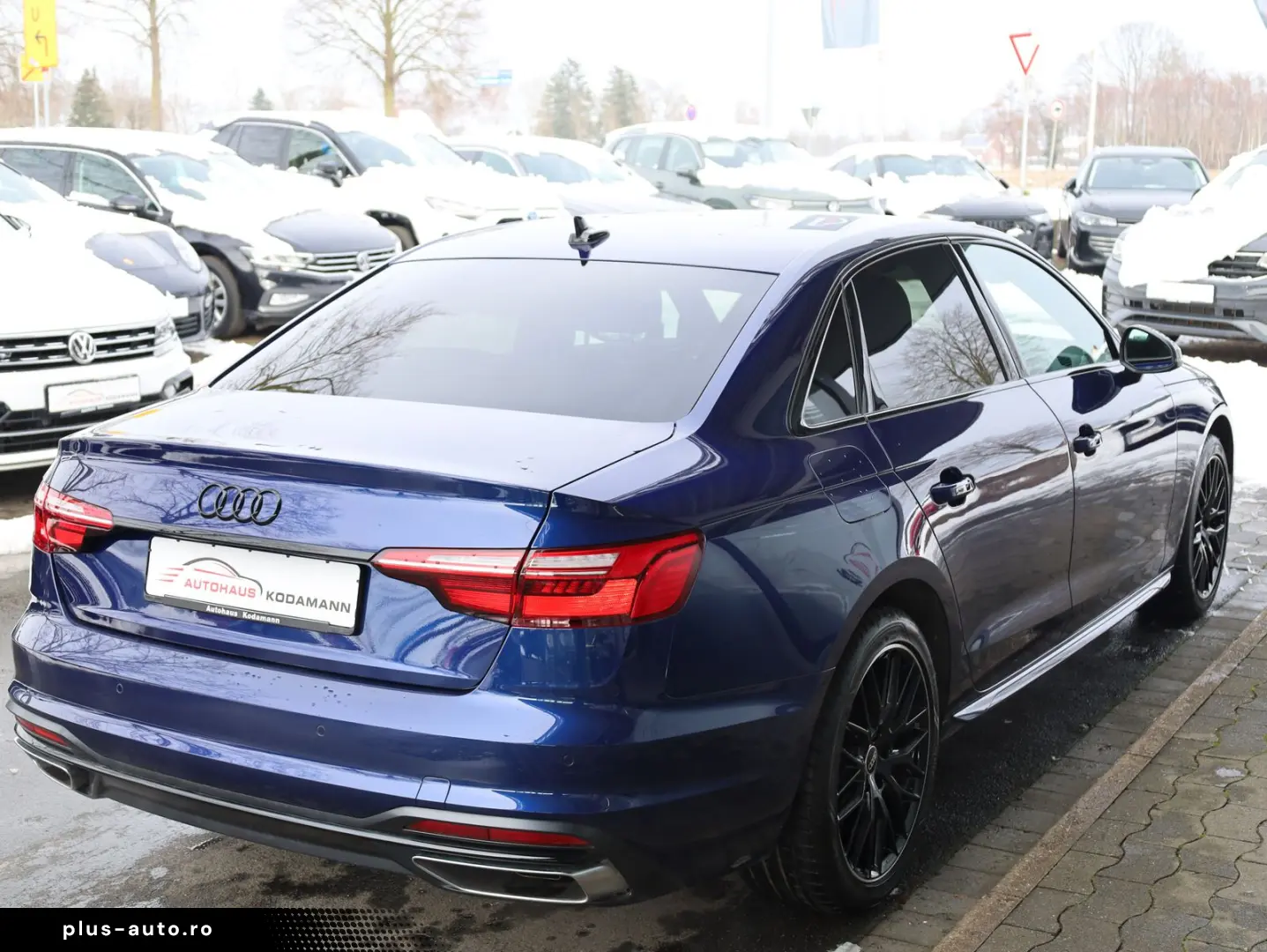 AUDI A4 35 TFSI AHK Digital Cockpit AppleCar 18 Alu