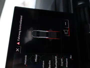 AUDI A4 35 TFSI AHK Digital Cockpit AppleCar 18 Alu