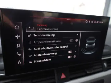 AUDI A4 35 TFSI AHK Digital Cockpit AppleCar 18 Alu