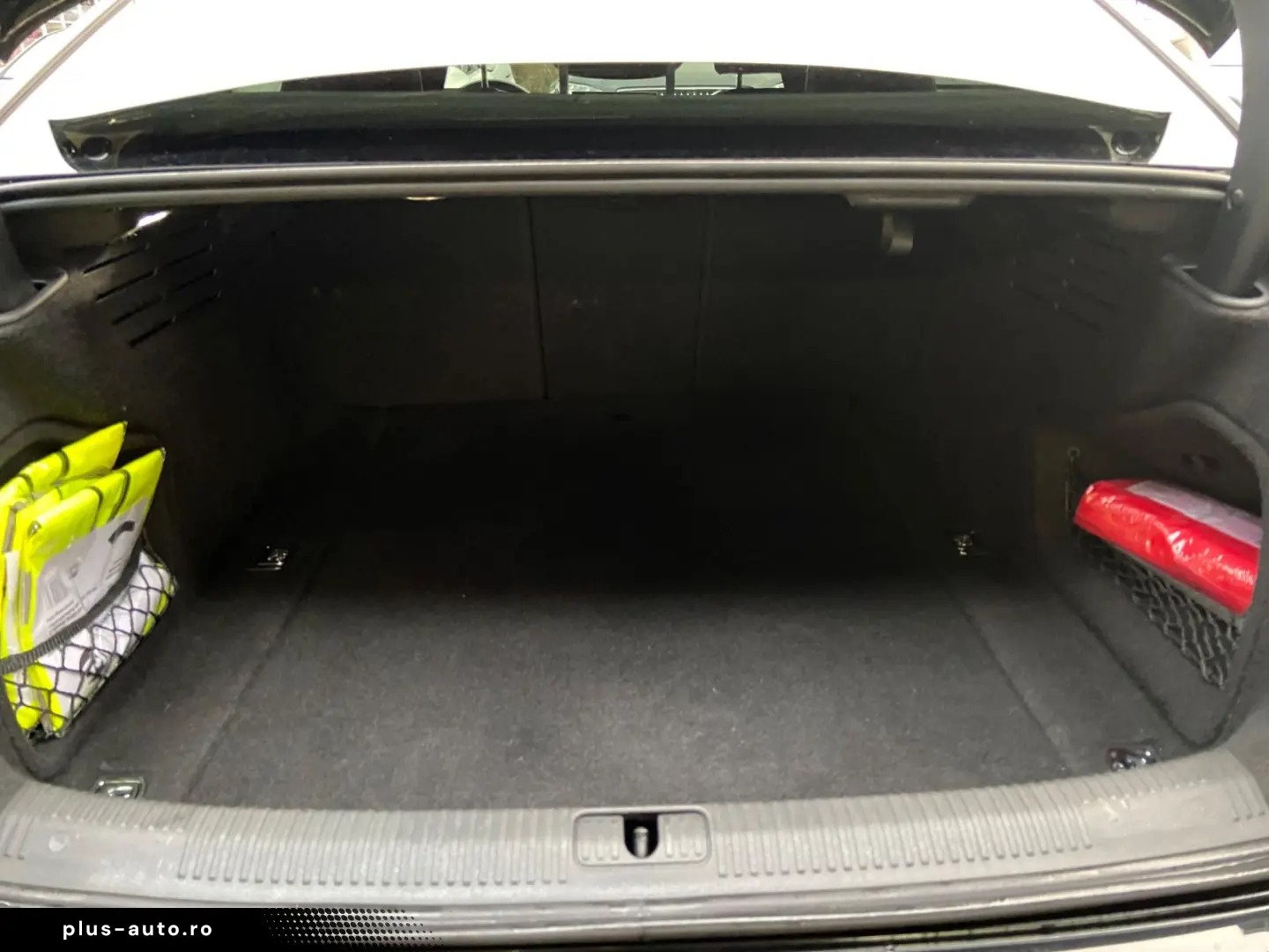 AUDI A4 Limousine 35 TDI   S-Sportpaket