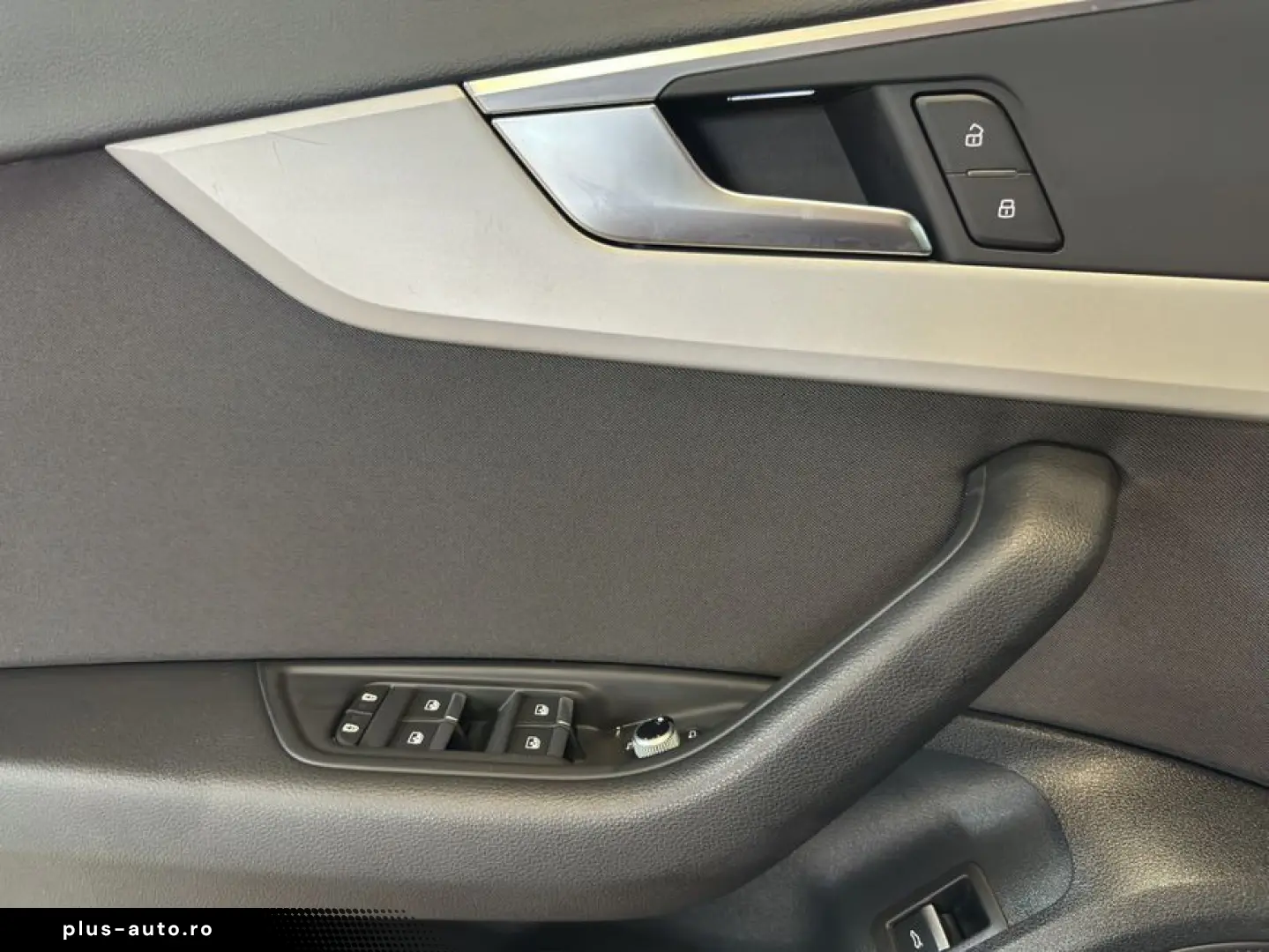 AUDI A4 40 TDI S tronic advanced Navi Black Style