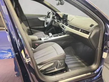 AUDI A4 40 TDI S tronic advanced Navi Black Style