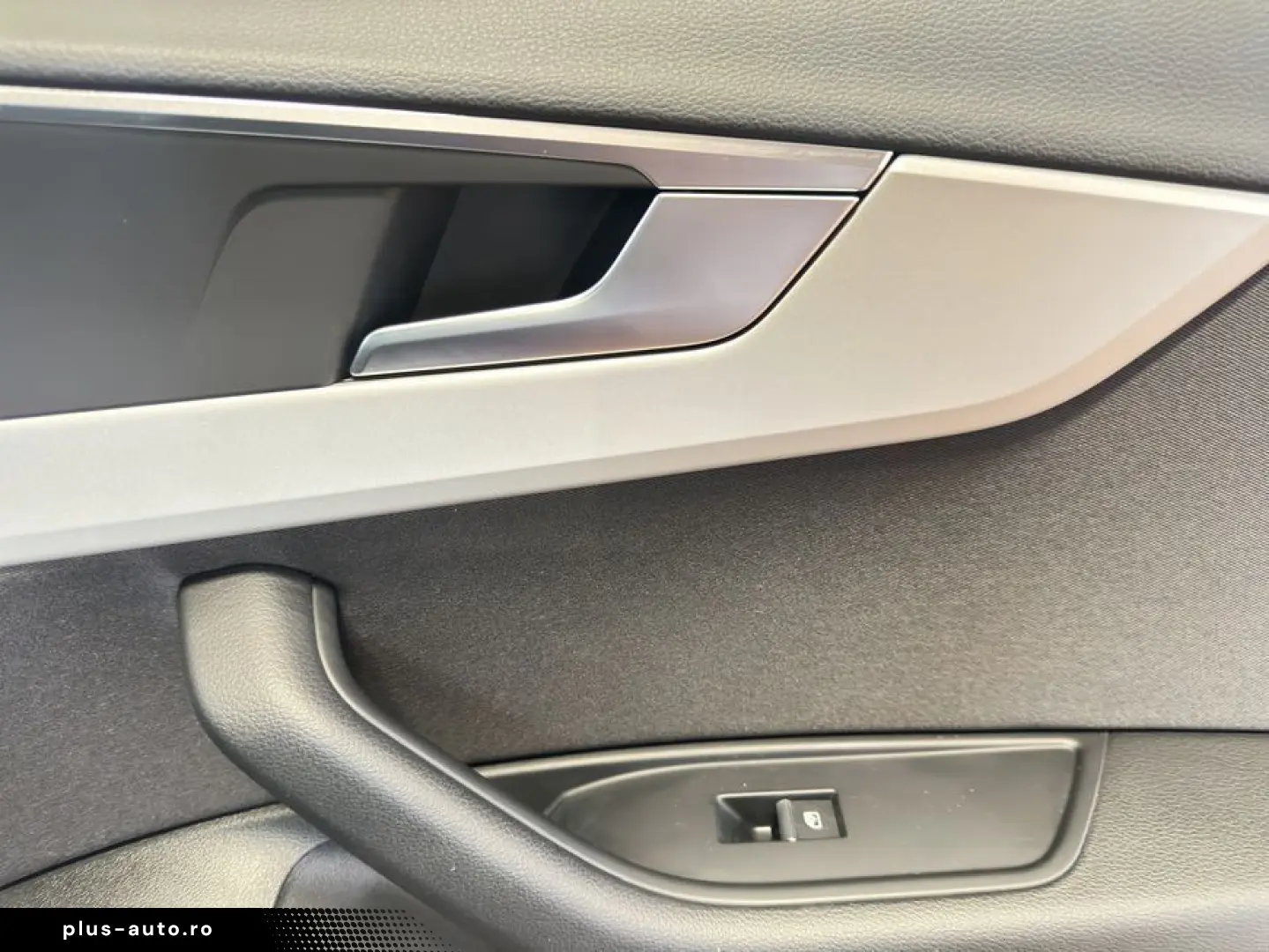 AUDI A4 40 TDI S tronic advanced Navi Black Style