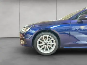 AUDI A4 40 TDI S tronic advanced Navi Black Style