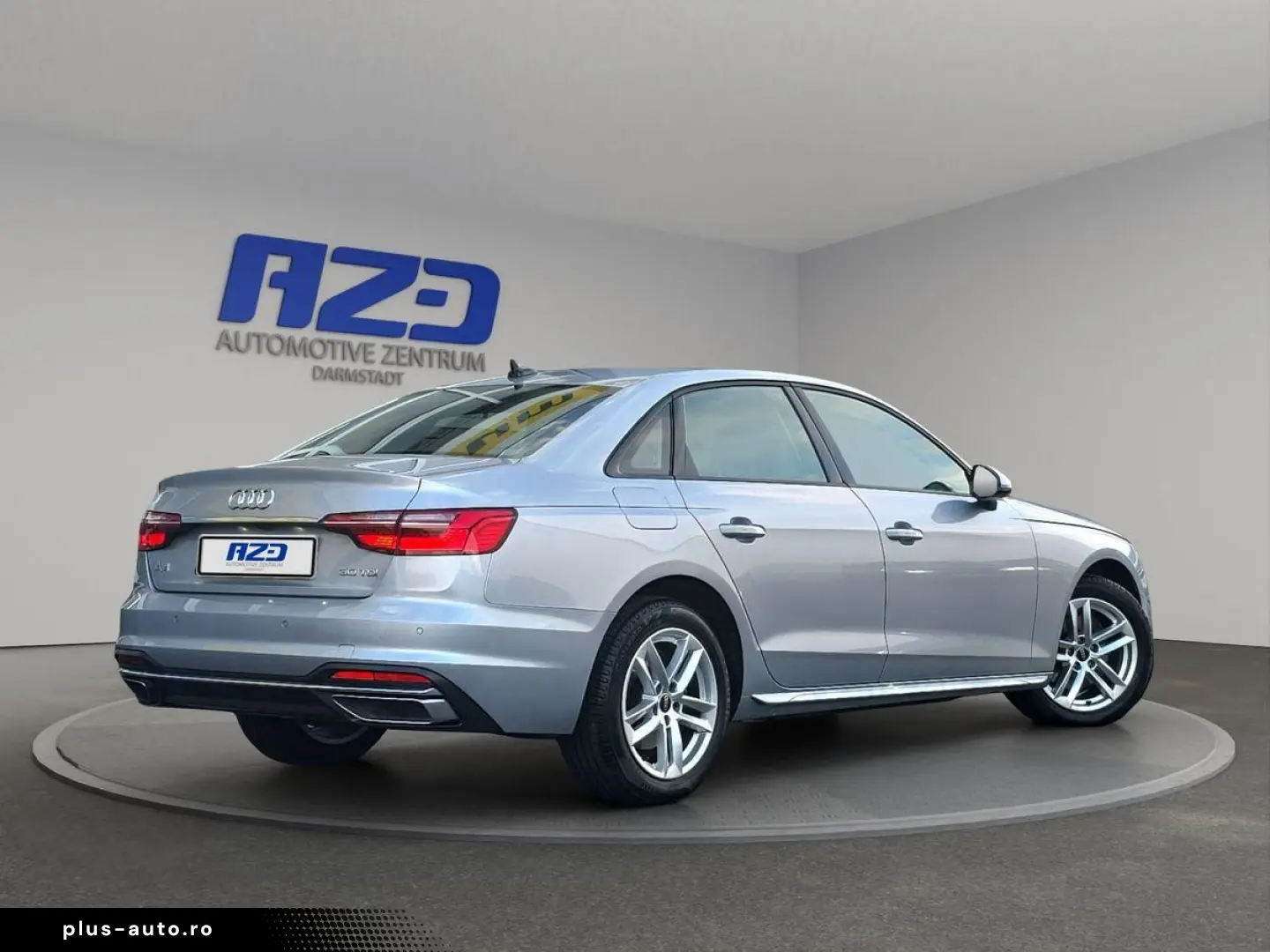 AUDI A4 30 TDI S-TRON V-COCK S-DACH NAVI R-KAM AHK-VO