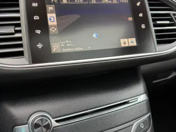 PEUGEOT 308SW 1.6BlueHDI