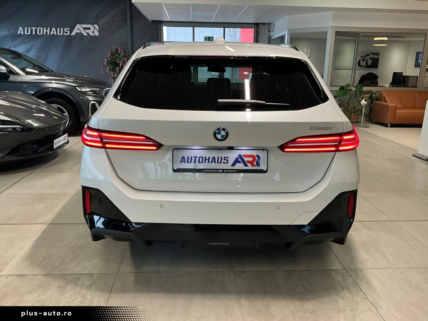 BMW 520i Touring M Sport 360 Kamera HUD Panoramadach