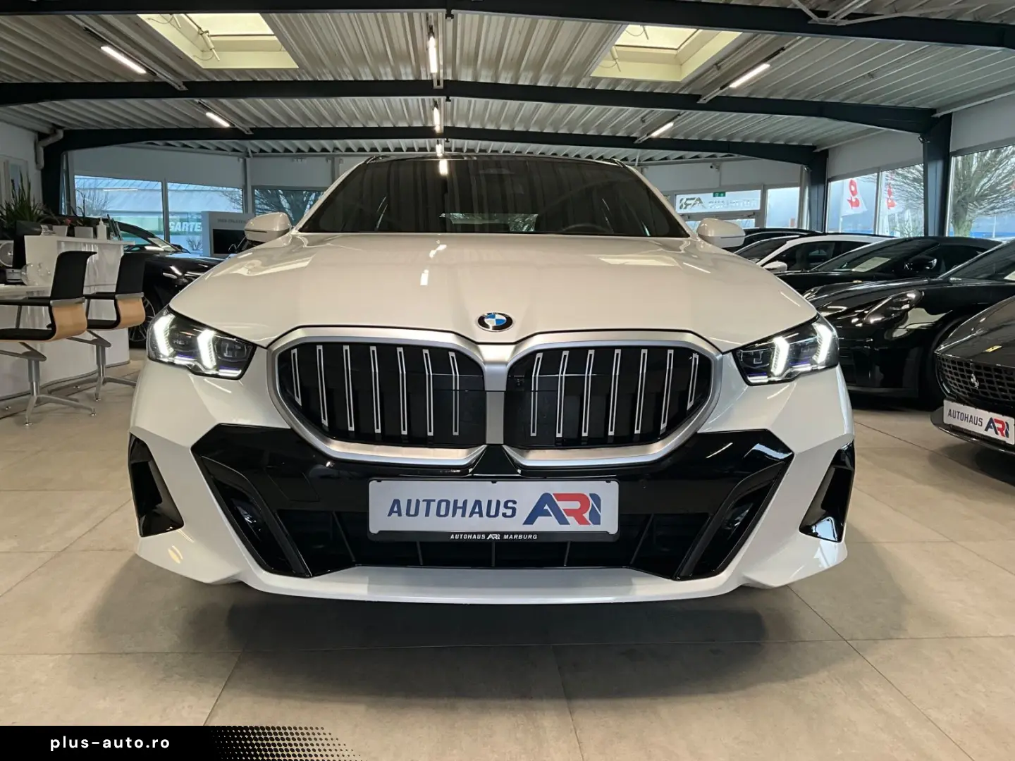 BMW 520i Touring M Sport 360 Kamera HUD Panoramadach
