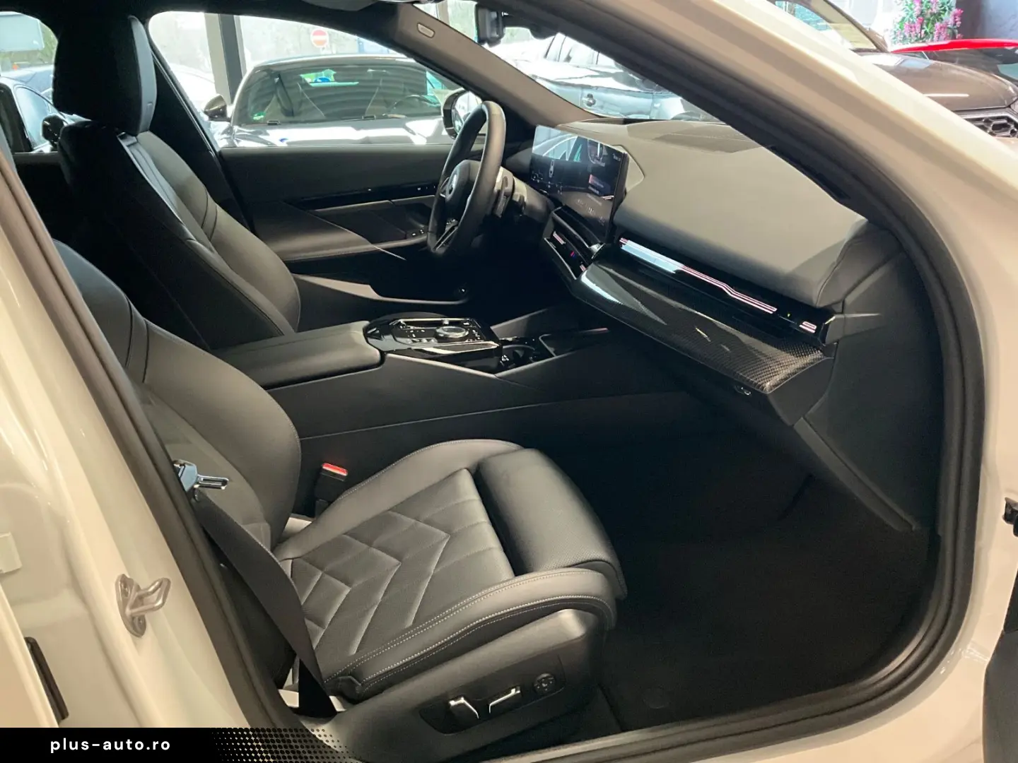 BMW 520i Touring M Sport 360 Kamera HUD Panoramadach