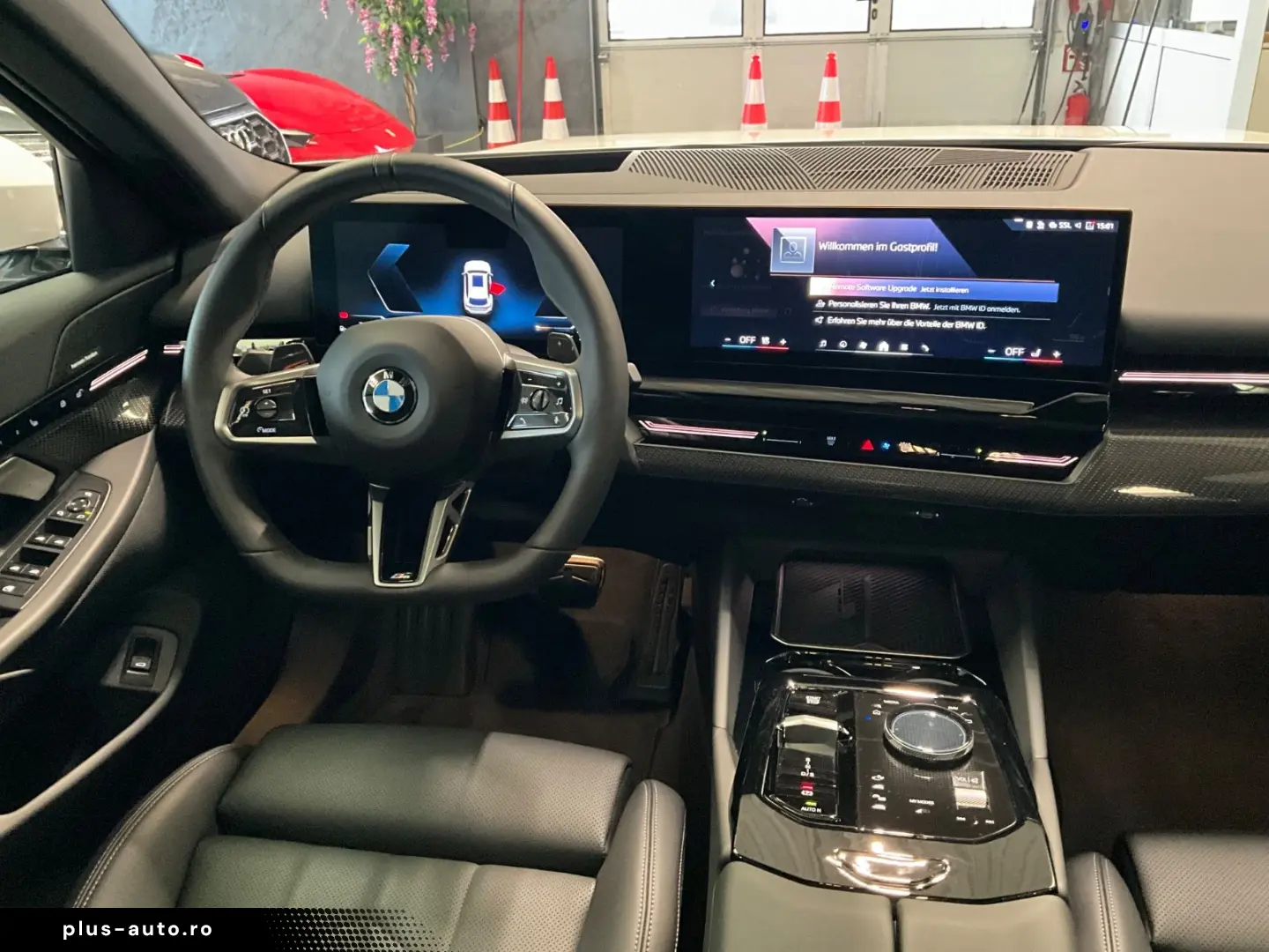 BMW 520i Touring M Sport 360 Kamera HUD Panoramadach