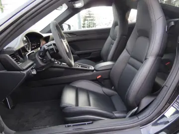 PORSCHE 911 (992) Carrera 4 GTS PDK