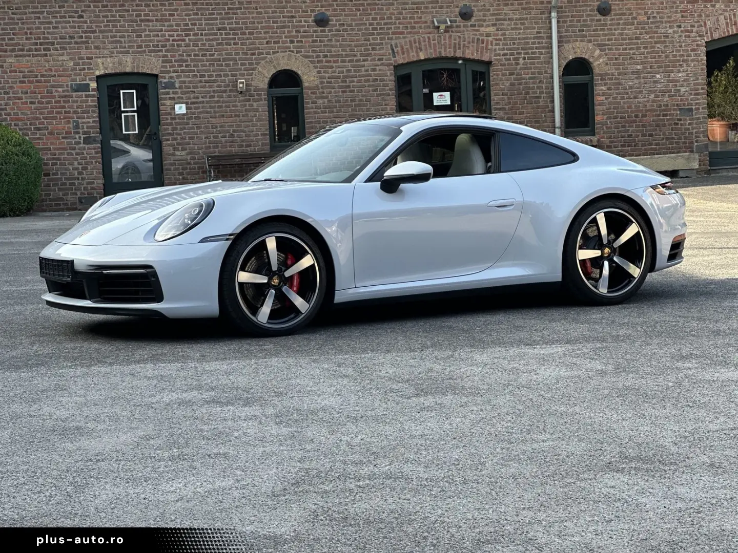 PORSCHE 992 911 Carrera 4S SPORTABGAS 21 EXCLUSIV LED SS