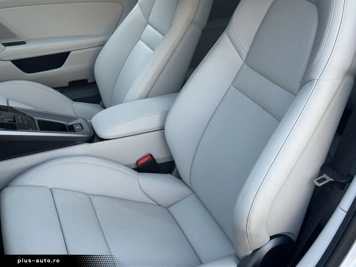 PORSCHE 992 911 Carrera 4S SPORTABGAS 21 EXCLUSIV LED SS