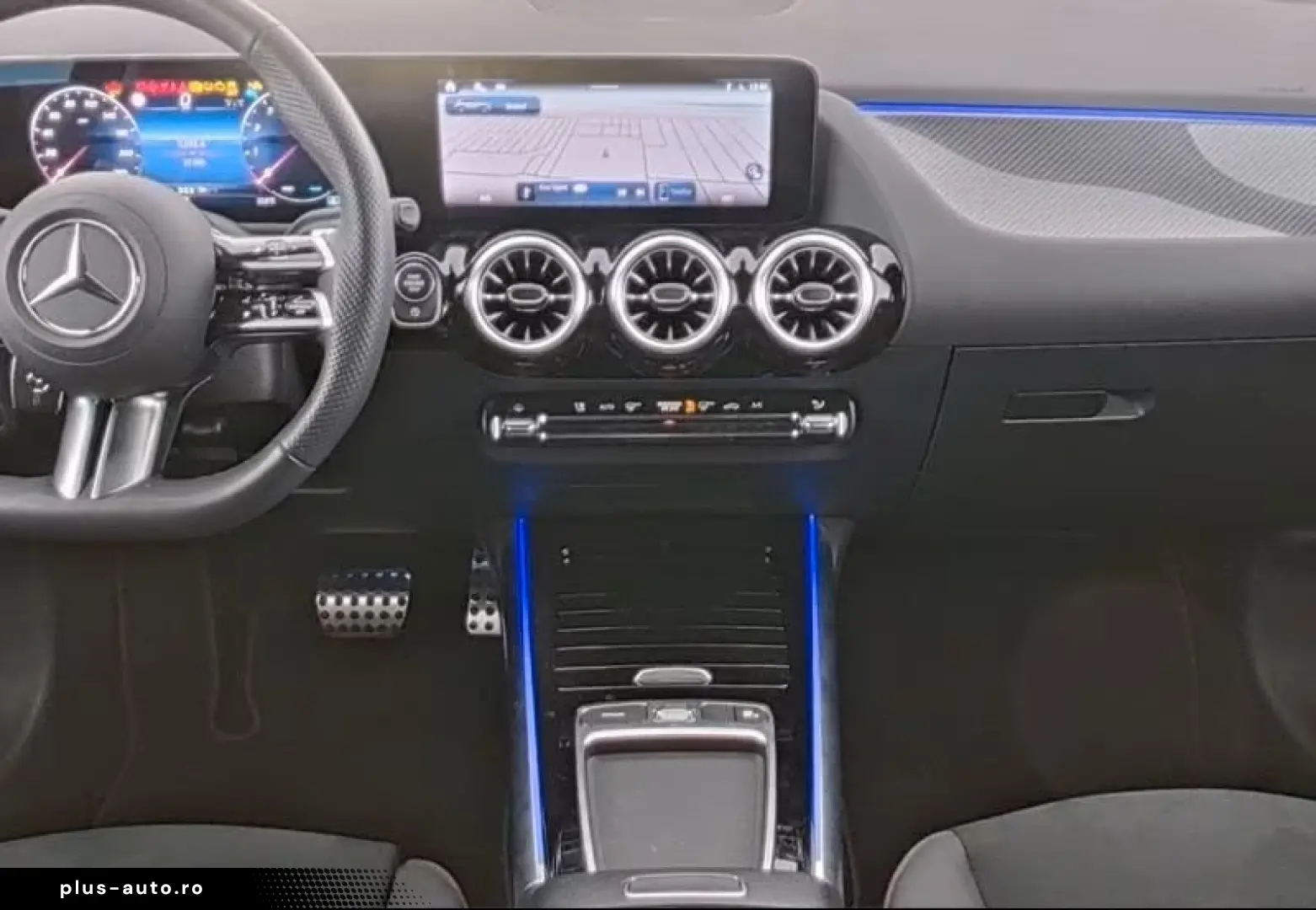 MERCEDES-BENZ GLA 180