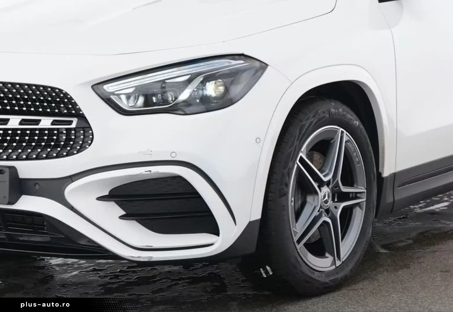 MERCEDES-BENZ GLA 180