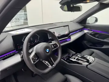 BMW 520 i M-Sport PRO Sommer19'' AHK ICONIC H K DA