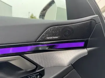 BMW 520 i M-Sport PRO Sommer19'' AHK ICONIC H K DA