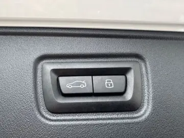 BMW 520 i M-Sport PRO Sommer19'' AHK ICONIC H K DA