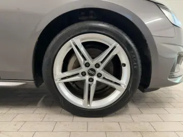 AUDI A4 40 TDI S tr. LED RFK NAVI VIRTUAL DAB