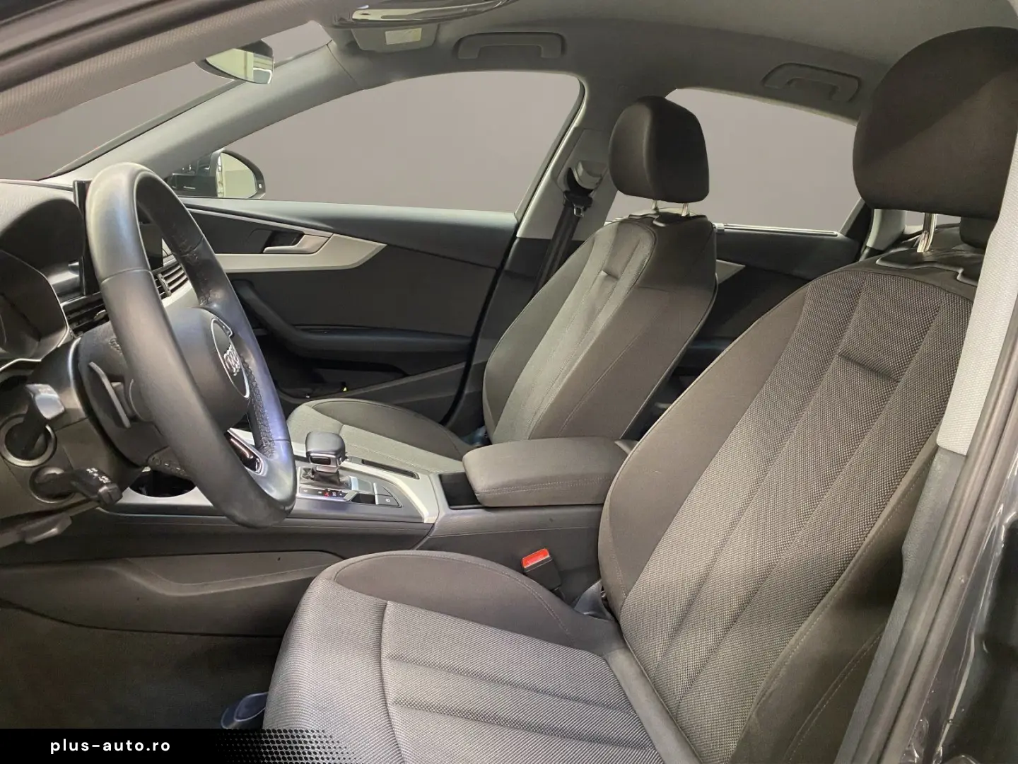 AUDI A4 30 2.0 TDI Limousine advanced AUT Kam. Navi