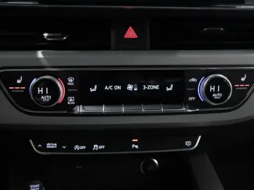 AUDI A4 Lim. 2.0 TDI quattro advanced  VIRTUAL CAM