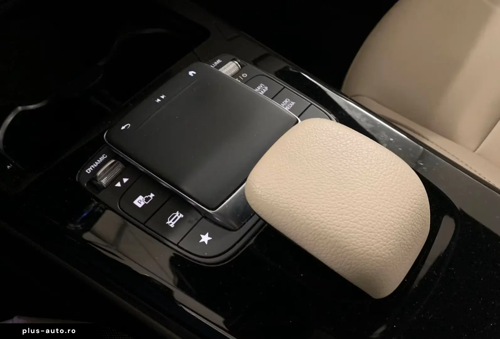 MERCEDES-BENZ CLA 250e Beige Leather Bliss Camera AmbientL