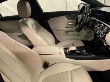 MERCEDES-BENZ CLA 250e Beige Leather Bliss Camera AmbientL