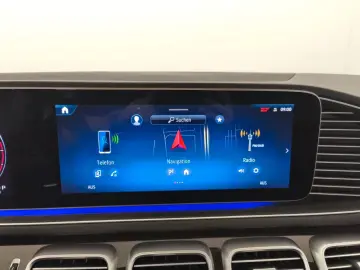 MERCEDES-BENZ GLS 350 d 4M AMG