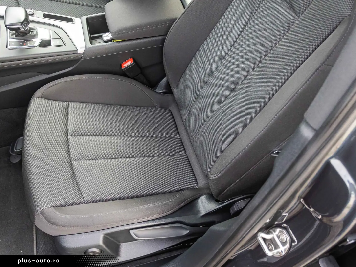 AUDI A4 Advanced 40TDI qu Stronic Navi LED CarPlay