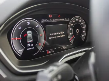 AUDI A4 Advanced 40TDI qu Stronic Navi LED CarPlay