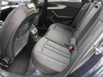 AUDI A4 Advanced 40TDI qu Stronic Navi LED CarPlay