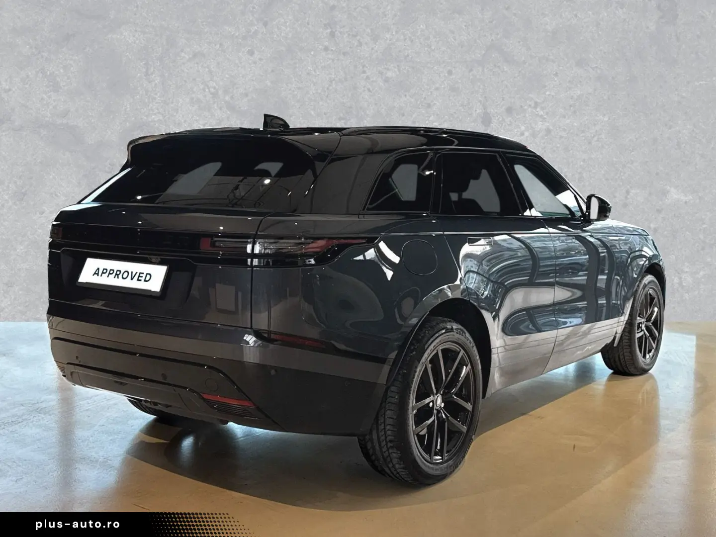 LAND ROVER Range Rover Velar P400e AWD Dynamic SE   Black P