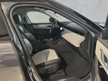 LAND ROVER Range Rover Velar P400e AWD Dynamic SE   Black P