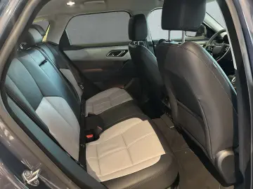 LAND ROVER Range Rover Velar P400e AWD Dynamic SE   Black P