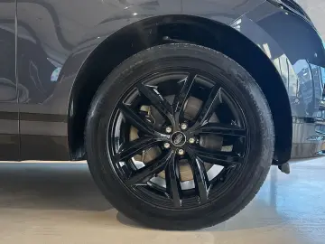 LAND ROVER Range Rover Velar P400e AWD Dynamic SE   Black P