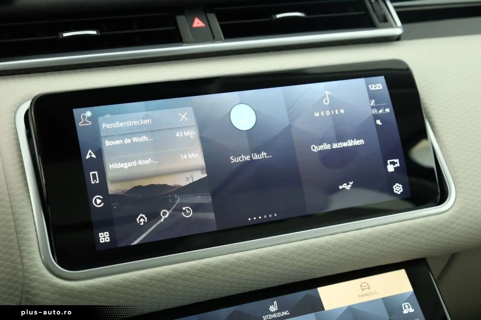 LAND ROVER Range Rover Velar P250 AWD R-Dynamic SE BLACK 22